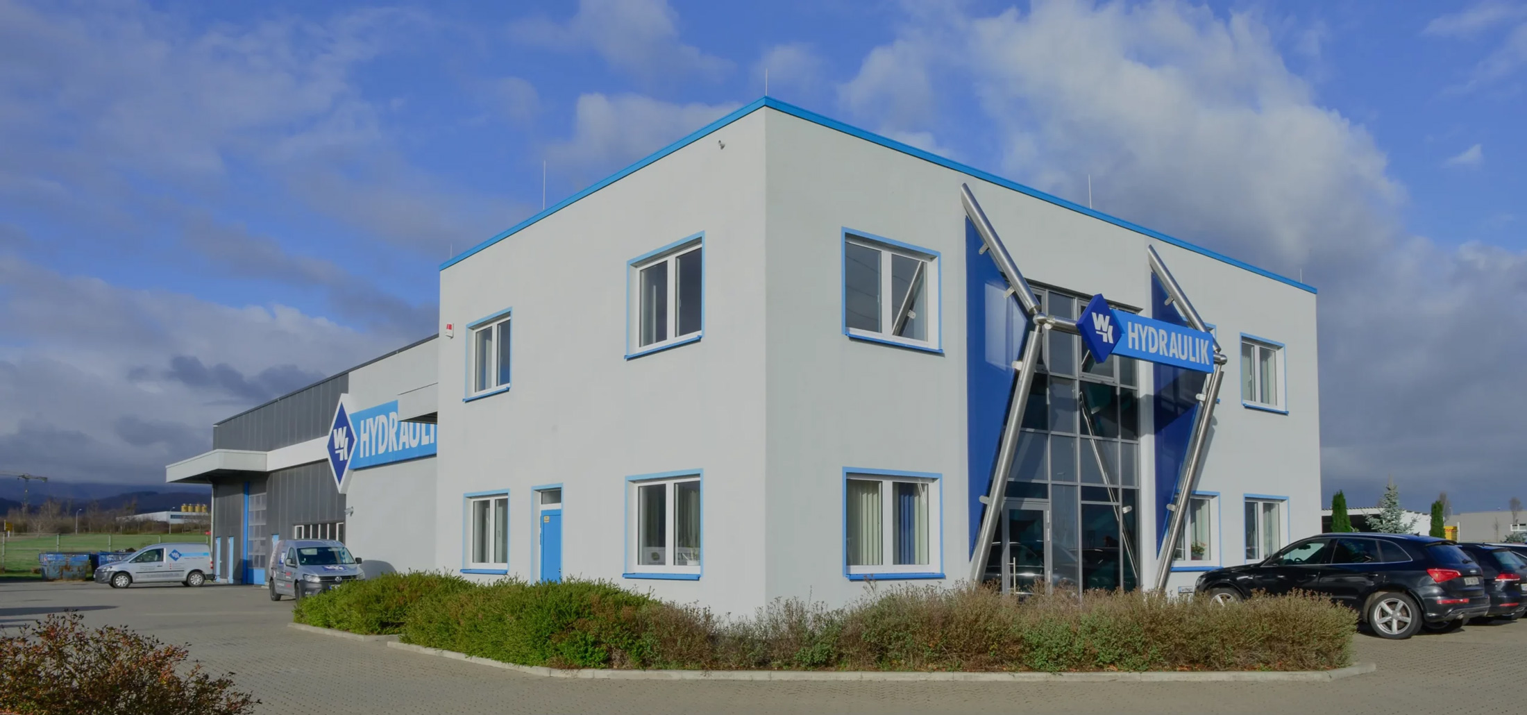 Unternehmensgebäude Unternehmensgebäude